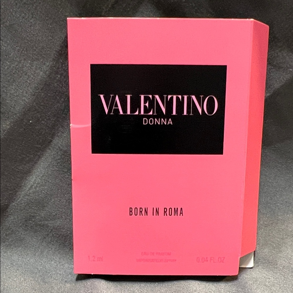 Valentino Donna Born in Roma sample spray